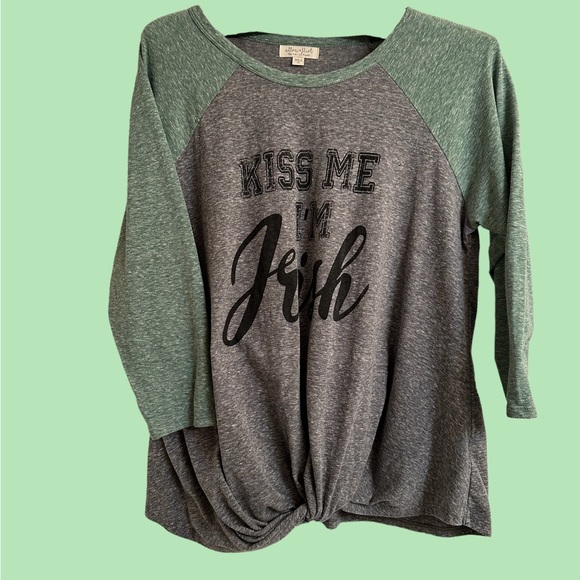 Ultra Flirt Tops - 🍀 Ultra Flirt Kiss Me I’m Irish shirt 🍀